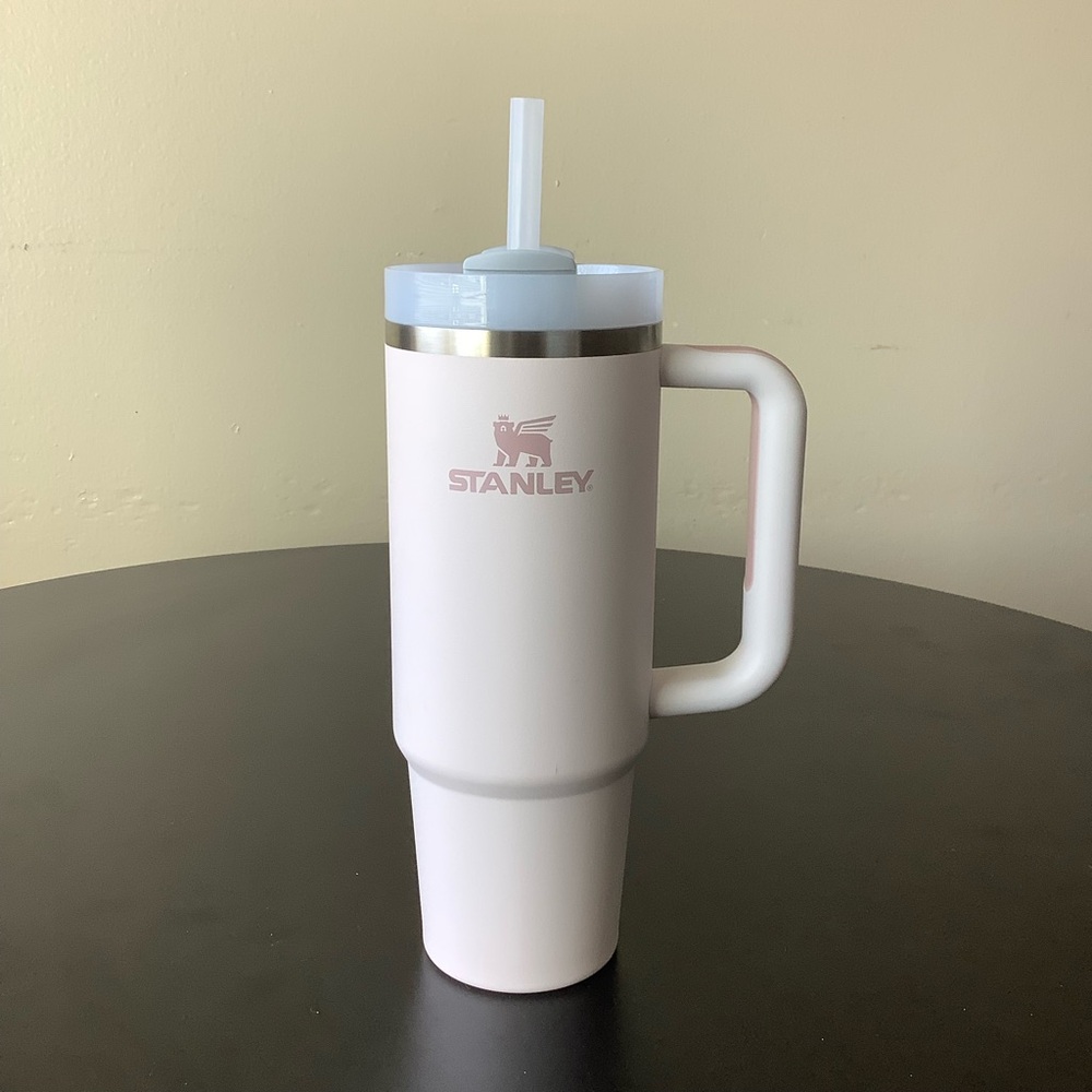 Stanley Quencher H2.0 Tumbler with Handle and Straw 30 oz